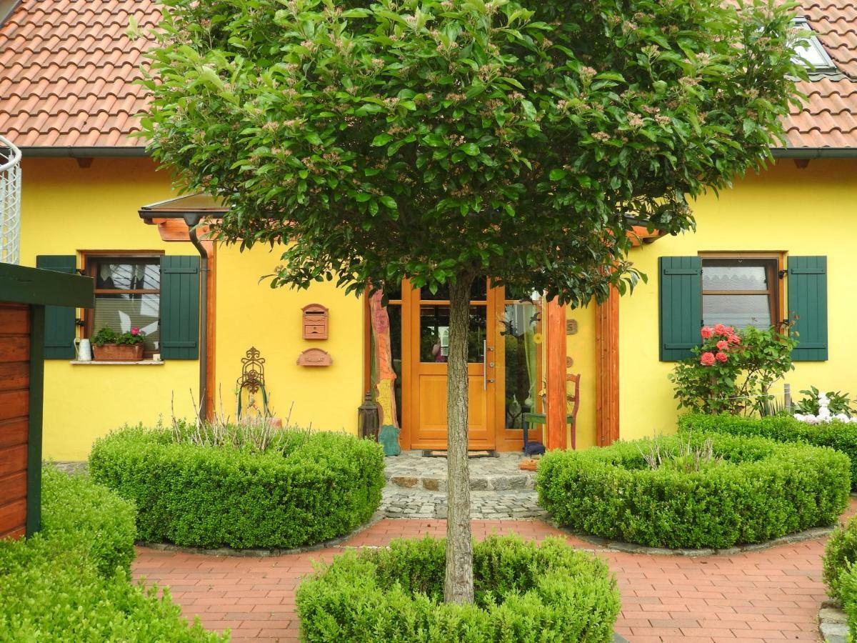 Sweet Home Suite Hallerndorf Bagian luar foto